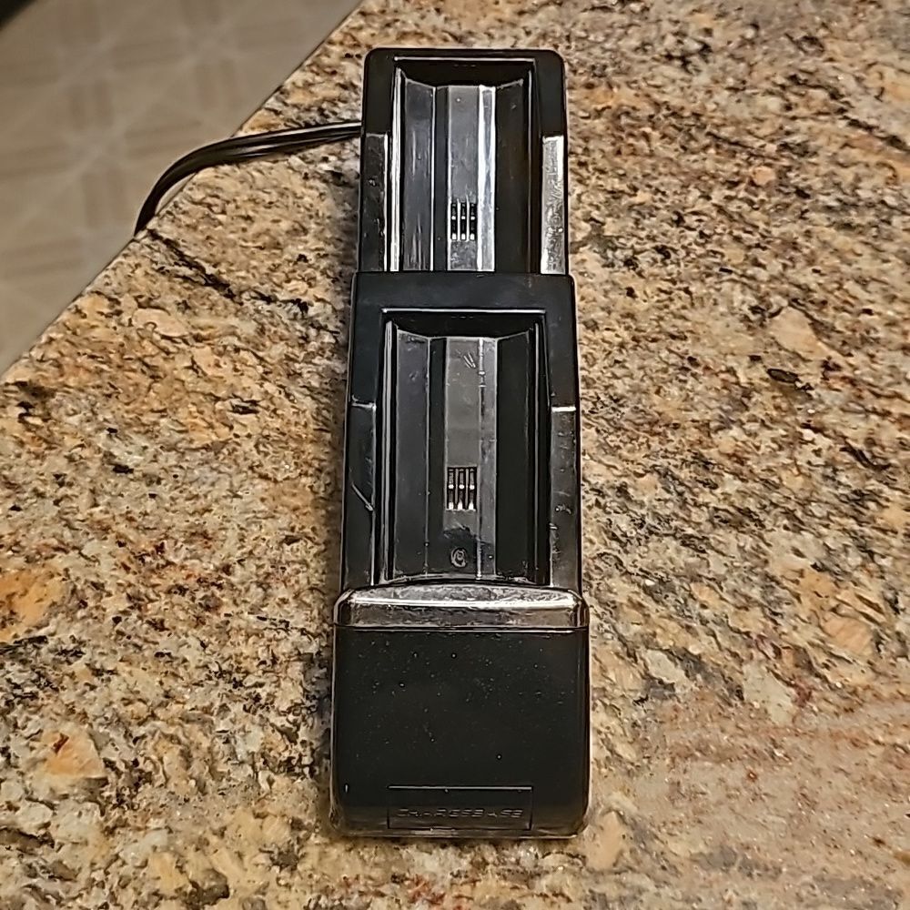 Xbox 360 charge base for 2 controllers